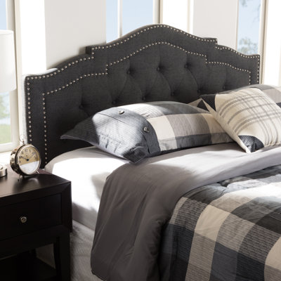 Tête de lit en noir rembourré Hubbard