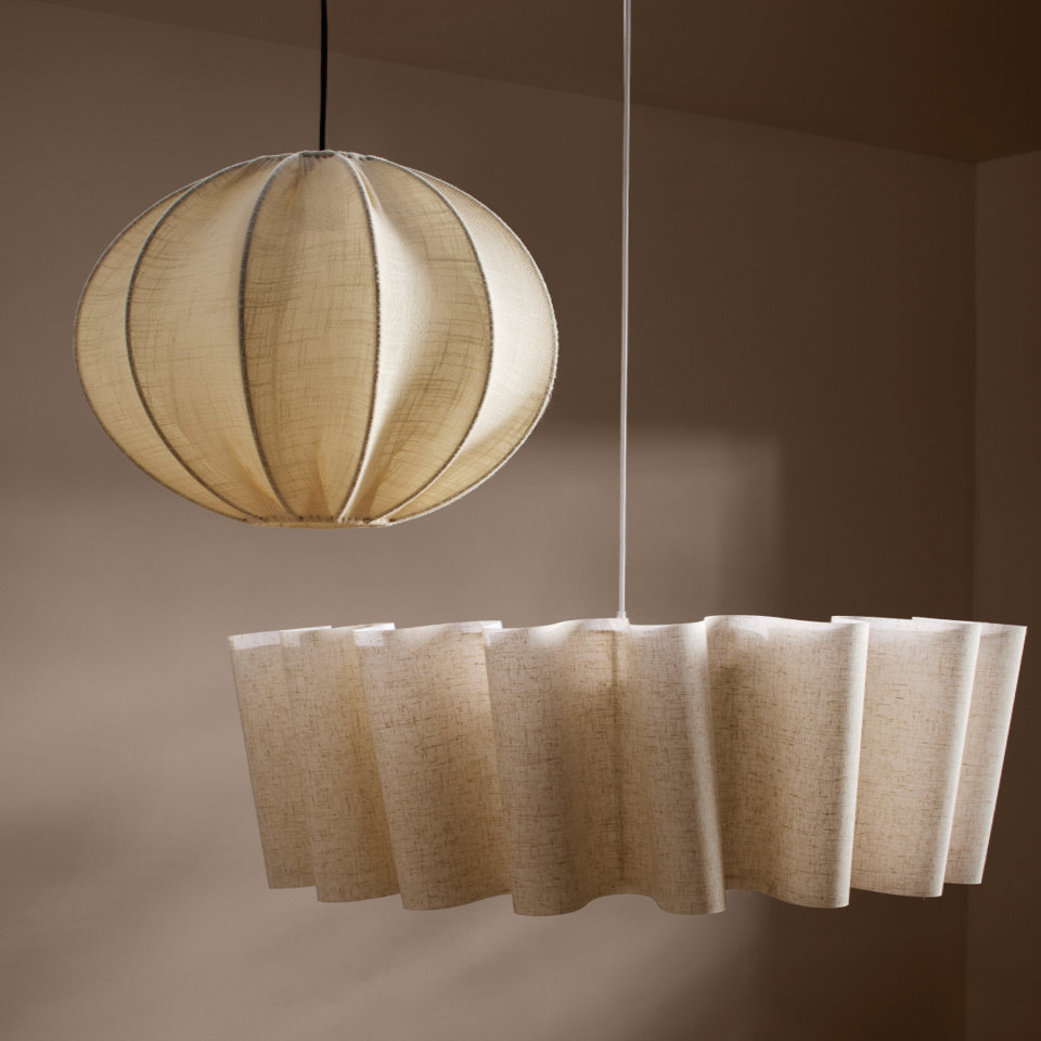 Sculptural & Airy Forms