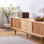 Meuble audio-visuel simple en bois de cerisier