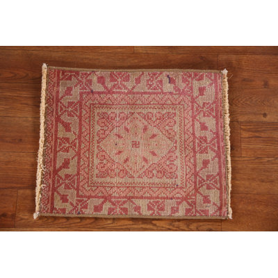 Tapis carré carré en laine Anatolian