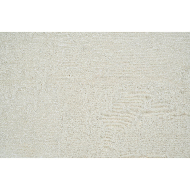 High-Quality Hand-Knotted Ivory Area Rug, Rectangle 5' x 8'