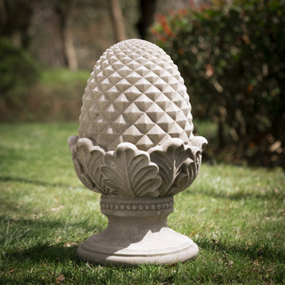 Whitted Plants & Flowers Weather Resistant UV Resistant Garden Statue