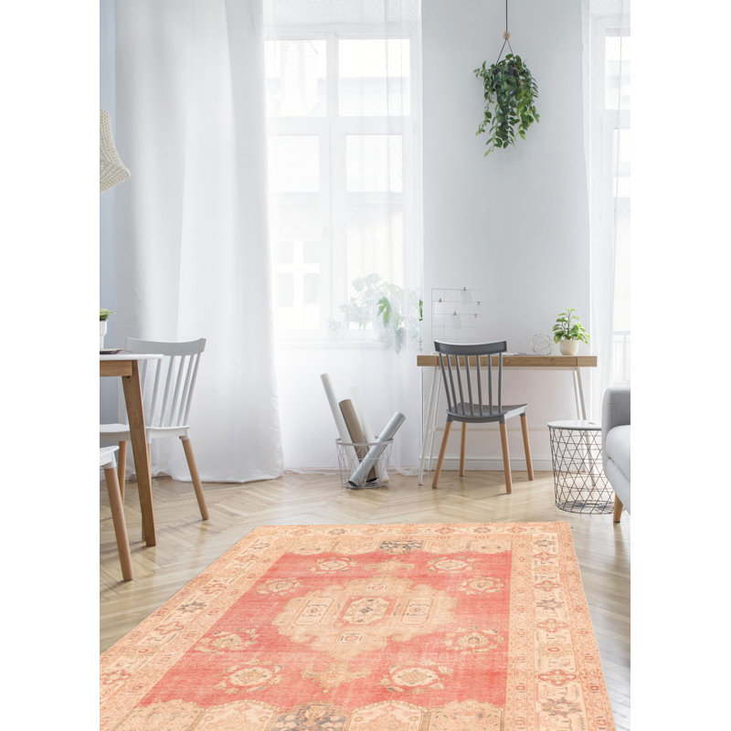 Tapis rouge Antalya 8 pi 1 po x 10 pi 9 po