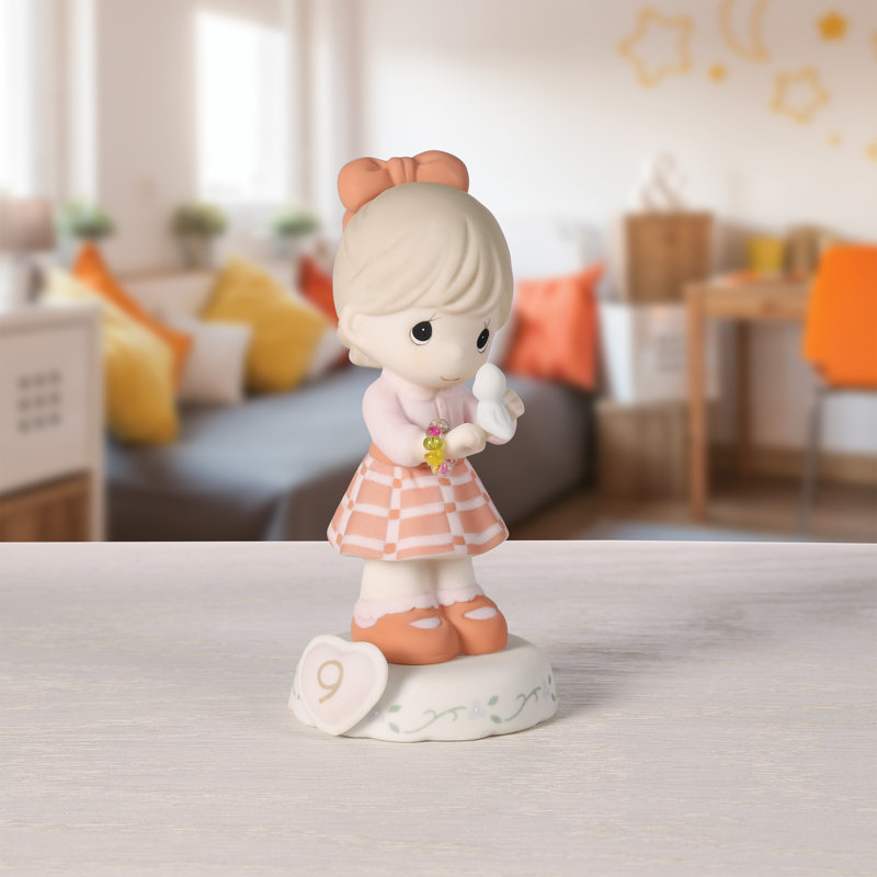Figurine Precious Moments, Brunette