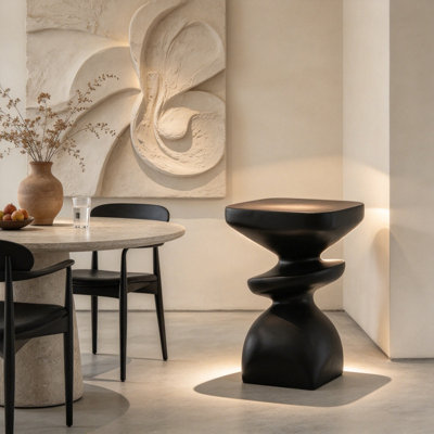Table d'appoint noire à niveaux multiples MGO, table d'appoint sculpturale irrégulière, pré-assemblée non-KD, capacité de 76 lb, tabouret d'appoint moderne et intérieur pour l'extérieur