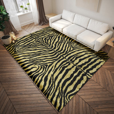 Tapis doré à motif animalier