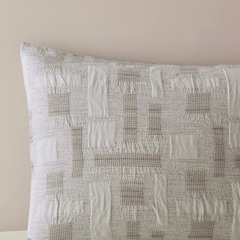 Housse de couette en coton double / grand 3 pièces 100% avec fermeture à chevauchement. 2 taies décoratives et attaches intérieures. Literie - Taille. Housse et taies décoratives. Fermeture à boutons. Textile