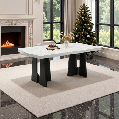 Table de salle à manger de 63 pouces en faux marbre avec base géométrique en MDF