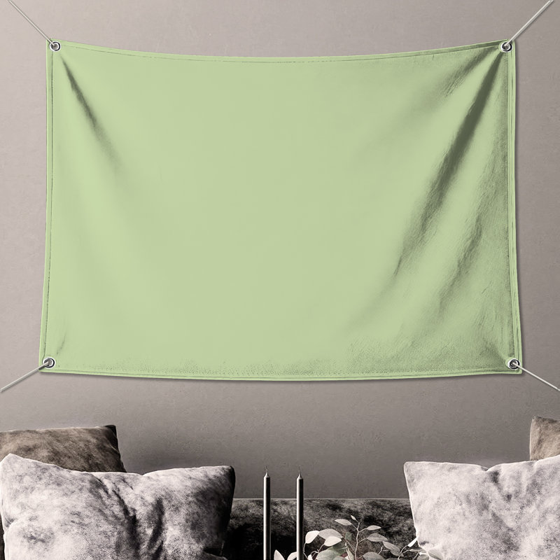 Tapisserie murale vert clair, H 68 po x l 80 po avec 4 œillets