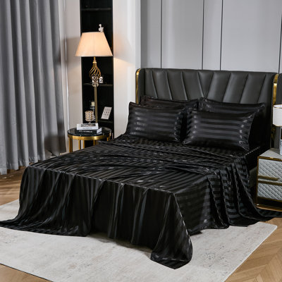 Ensemble d'édredon noir en satin noir 8 pièces