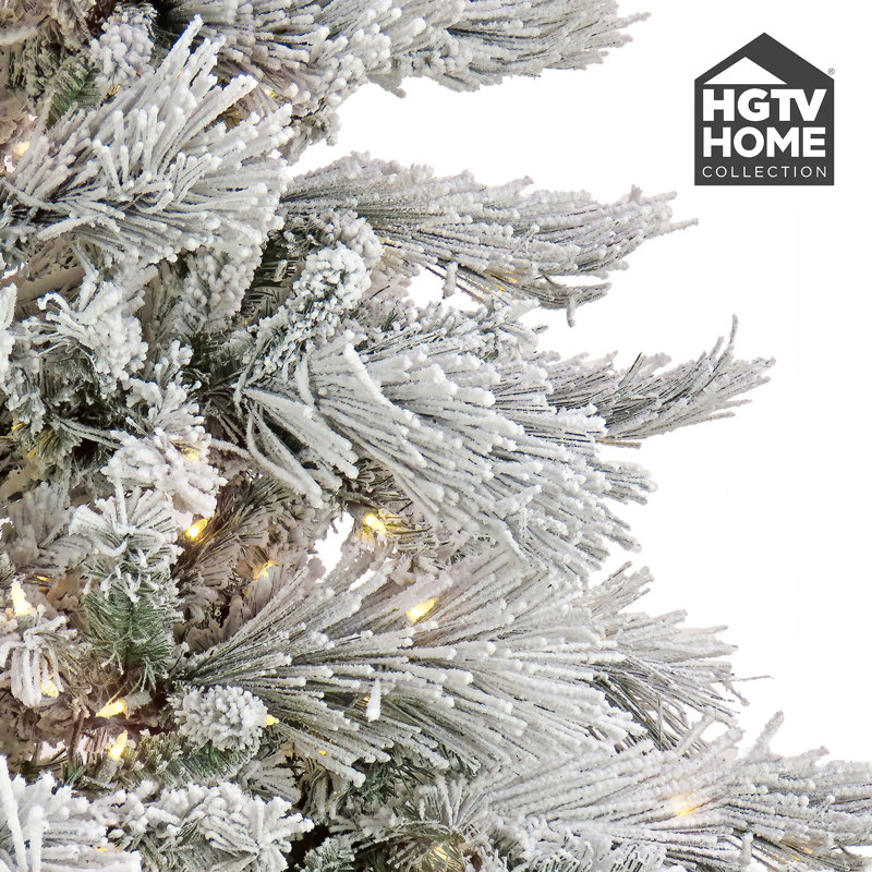 7.5' Lighted Pine Christmas Tree