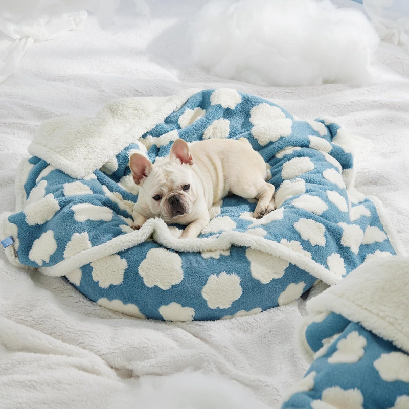Couverture pour chien et chat Lesure, M (l 40 po x P 30 po), Nuage bleu clair