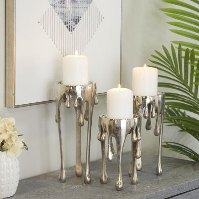 Moderna 11.8" H Aluminum Candlestick