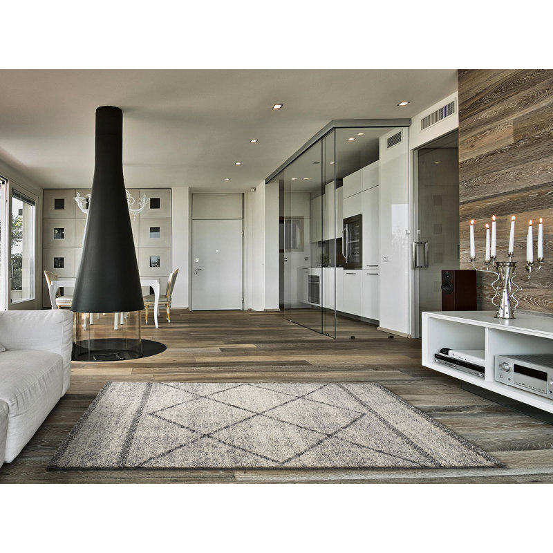 Quogue Geometric Area Rug, Rectangle 133 x 190cm