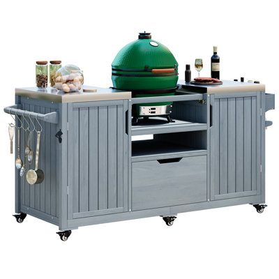 Îlot de cuisine extérieur de 66,5 po - Bois de sapin massif avec plateau en acier inoxydable, support à épices et trou de table pour chariot à barbecue, détails bien pensés, grand espace de rangement