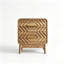 Table de chevet bohème à 2 tiroirs en bois sculpté, table de chevet moderne du milieu du siècle avec poignées en métal doré, table d'appoint en bois pour chambre à coucher