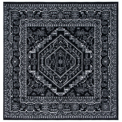Arrietty Oriental Machine Made Area Rug in Sage/Ivory