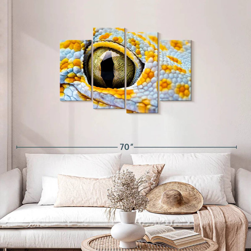 Brampt Gecko Eye, 27" H x 43" W