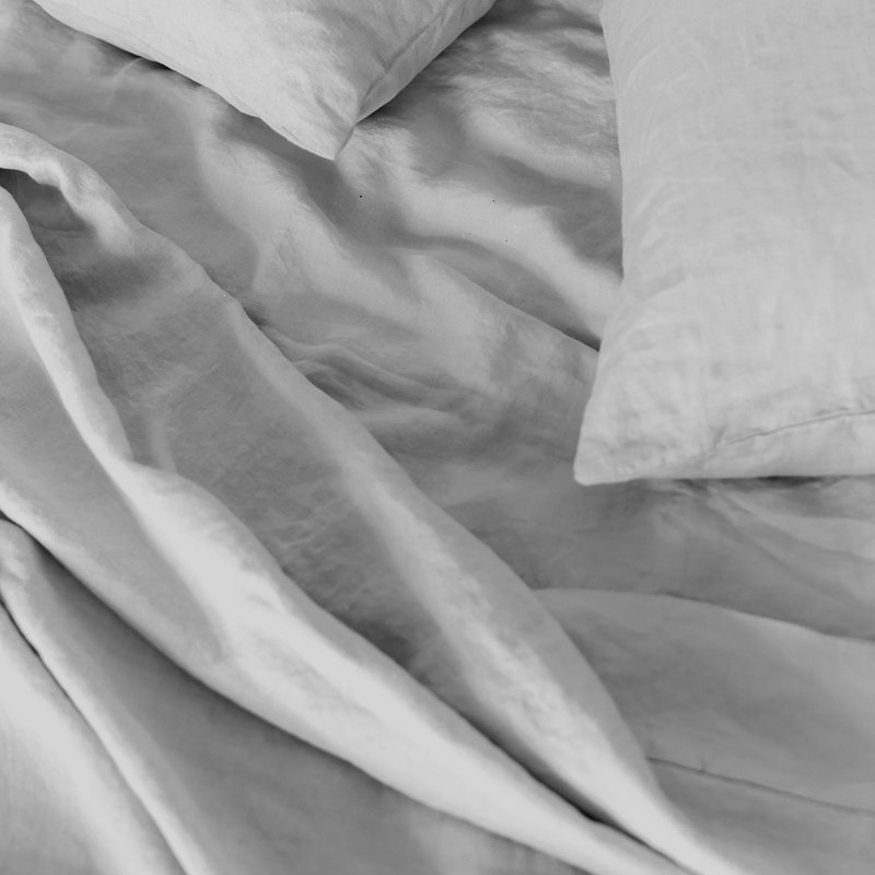 Baloo Living Stonewashed Linen Sheet Set, Queen Sheet Set with 3 Additional Pieces, Gray