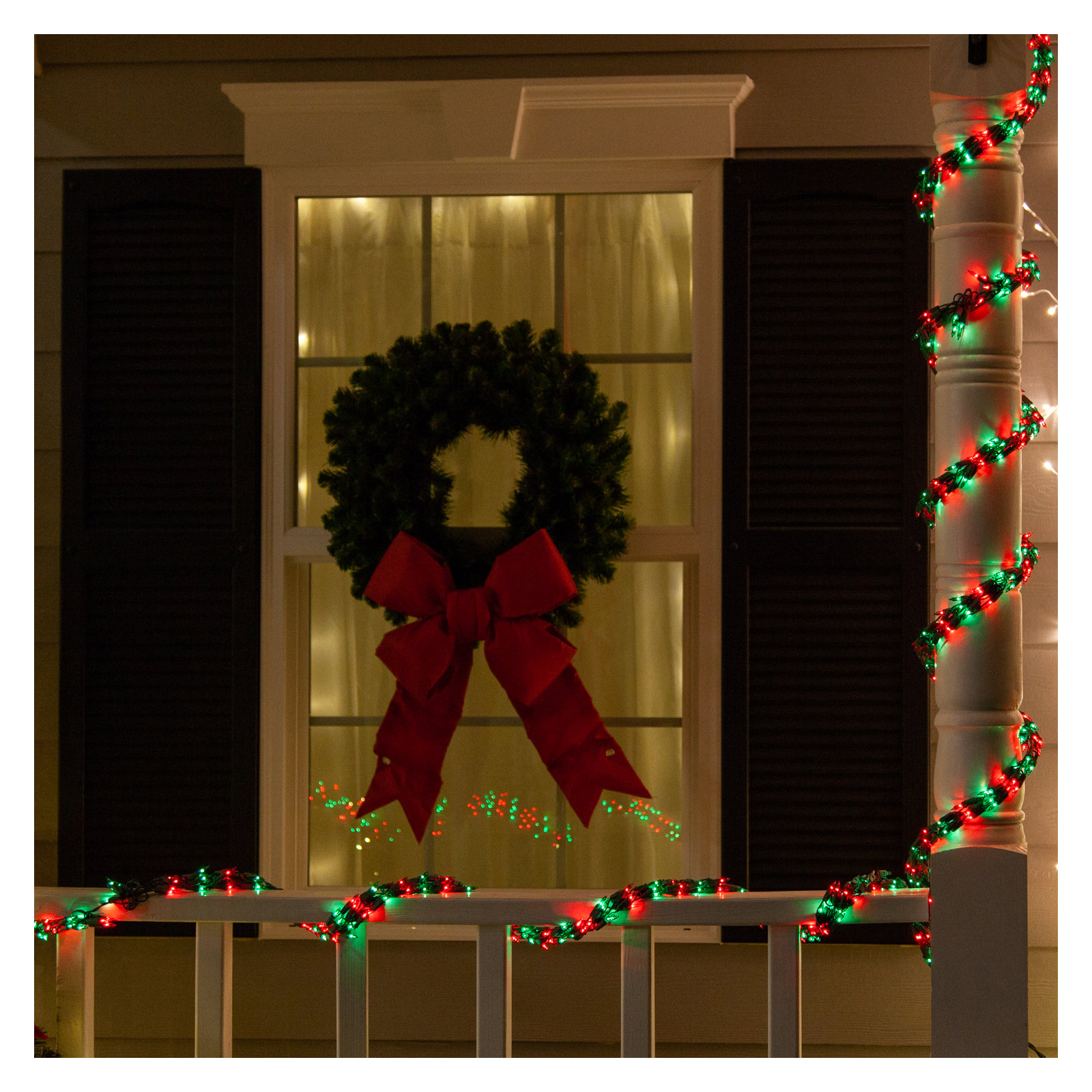 300 Bulb Garland String Lighting, Red and Green