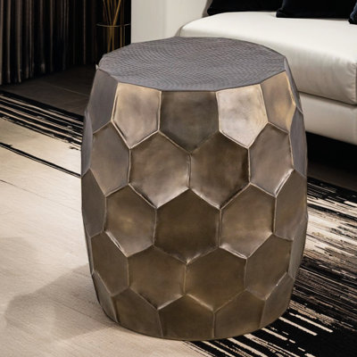 Table de bout moderne, l 18 po x H 18 po x H 21 po, aluminium, or, facile à entretenir dans différentes zones, base en aluminium doré brillant, hexagonale martelée à la main, idéale pour les petites chambres