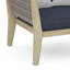 Chaise de patio avec coussins 