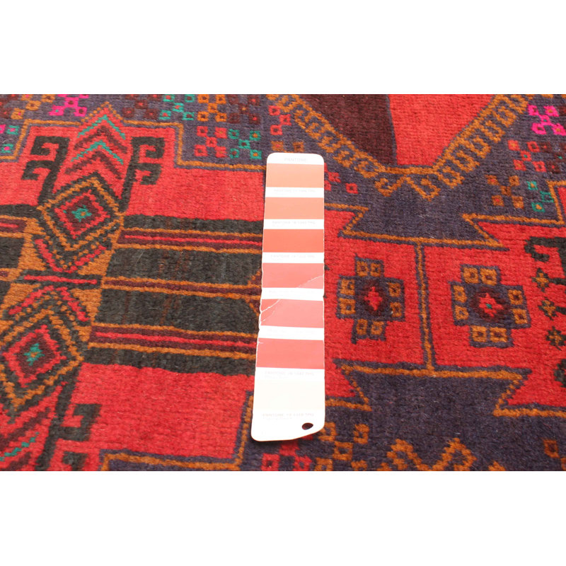 Tapis rouge Teimani 2 pi 8 po x 4 pi 9 po