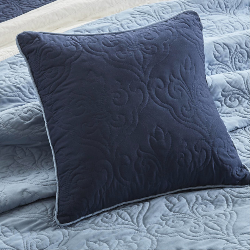Courtepointe double / grand 7 pièces avec coussins décoratifs et taies décoratives européennes - bleu marine, motif à médaillon, bordure réversible de couleur unie, microfibre