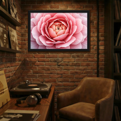 Plants & Flowers Pink Rose Flower Petal Pattern Print