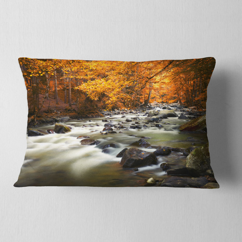 Coussin lombaire imprimé automne avec arbres et rivière