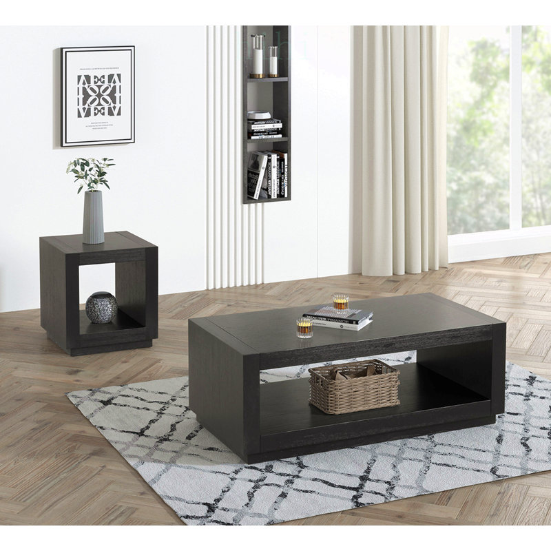 Table basse triangulaire de style contemporain avec rangement inférieur et élégant plateau en marbre, idéale pour les salons modernes.