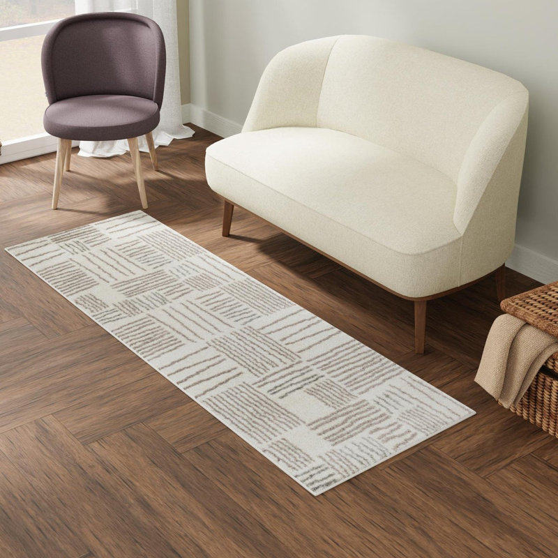 Anaka Geometric Indoor Rug, Runner 2'7" x 12'