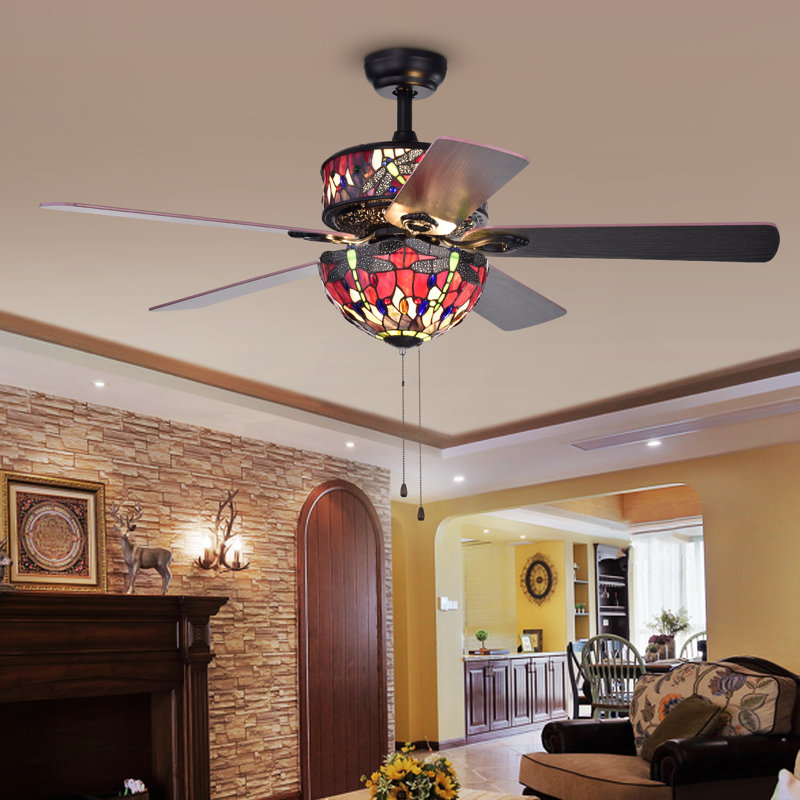 Ventilateur de plafond standard à 5 pales de 15 po avec chaîne de traction et ensemble d'éclairage inclus Beare