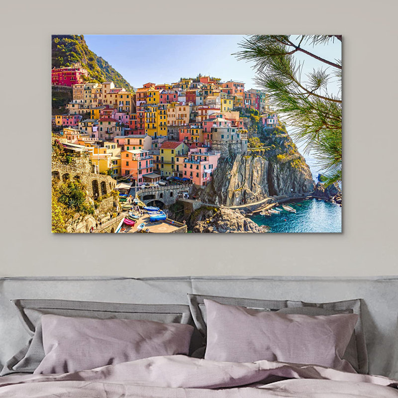 Beautiful Oceanside Landscape in Manarola Italy - Reproduction de photo sur toile tendue, H 12 po x l 18 po x 1,5 po