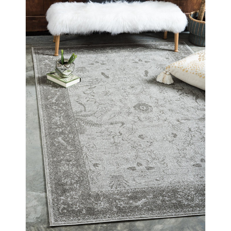 Henretter Oriental Indoor Rug, Rectangle 10' x 14'1"