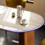 Table et chaises de style rétro pratiques-105359046