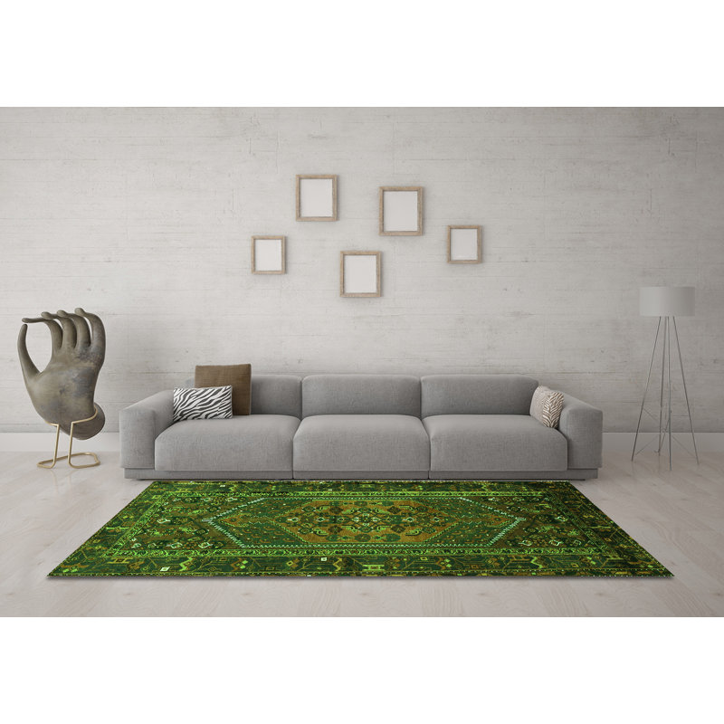 Performance Oriental Indoor Rug, Square 3'