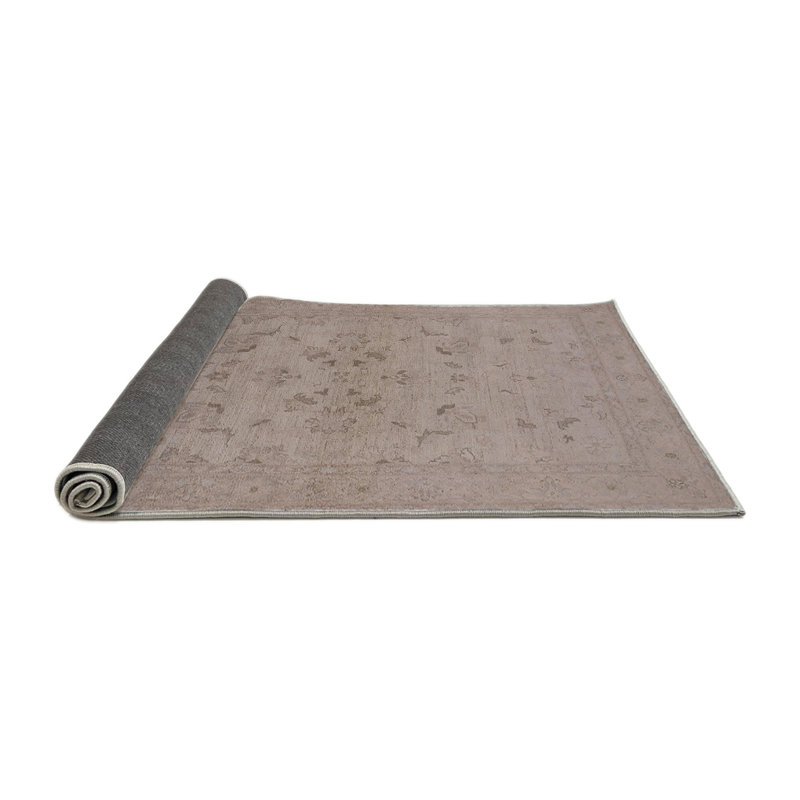 Tapis brun Beezus, Rond 6 pi