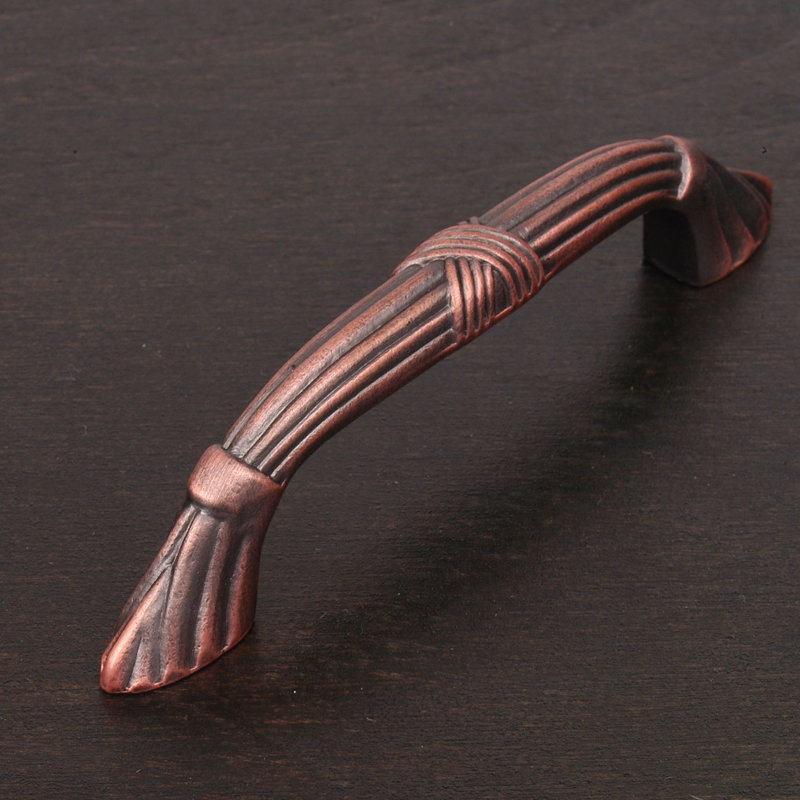 Poignée ornée d'arc avec lignes et croix CP Series, Distressed Copper, 3 1/2"