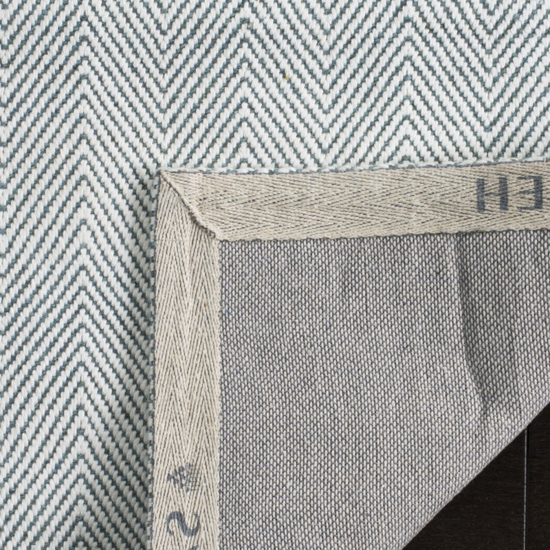 Tapis en laine et chevron bleu clair tissé à la main Laureldale, Rectangle 4 pi x 6 pi