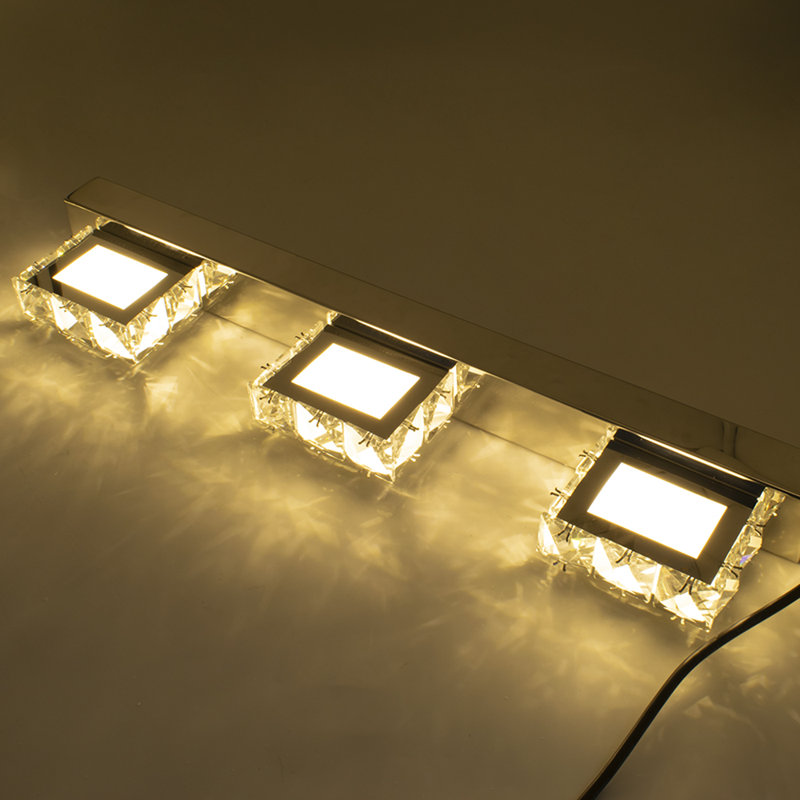 Mccandless 3 - Light Bath Bar