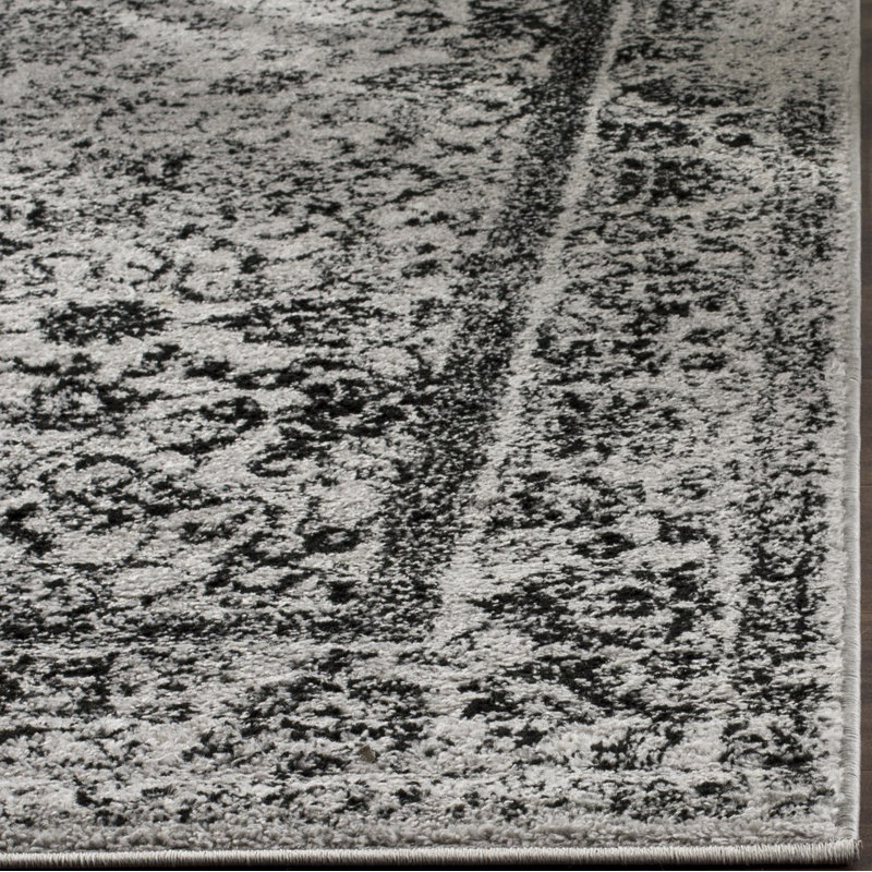 Heidler Performance Oriental Rug, Square 6'