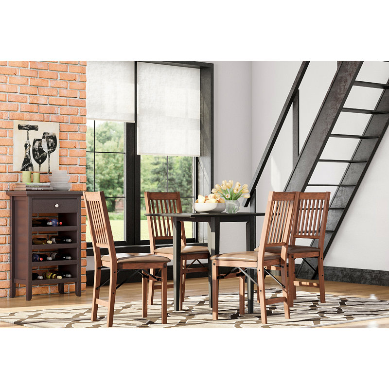 «Wine Sélection II» - Estampe numérique sur toile tendue avec châssis, H 37 po x l 37 po x P 1,5 po, Toile tendue