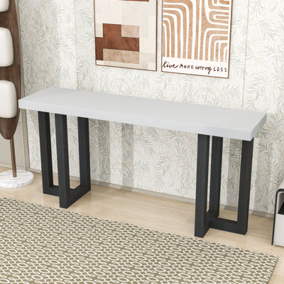 Console contemporaine au design géométrique unique et parfaite pour les couloirs