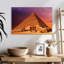 Lilie, pyramide égyptienne antique-107842272