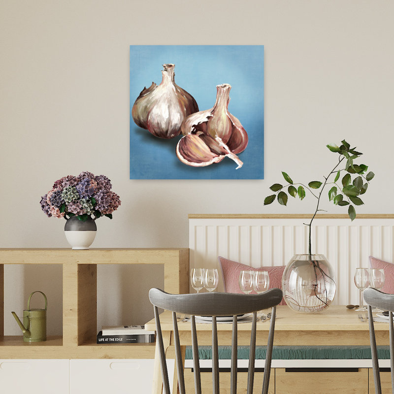 Garlic Organic Realistic Rustic Art, 18" H x 18" W