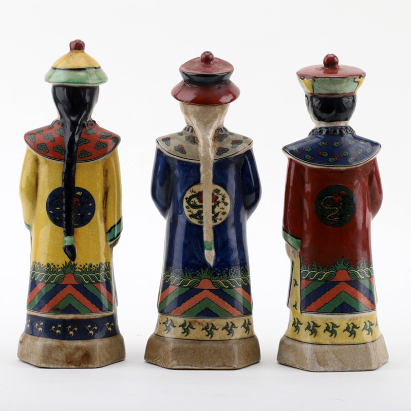 Small Set 3 Men Figurine, Yellow/Blue/Red
