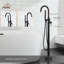 Robinet de douche à fixation au sol sur pied-61423199