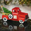 Petit camion avec arbre de noël