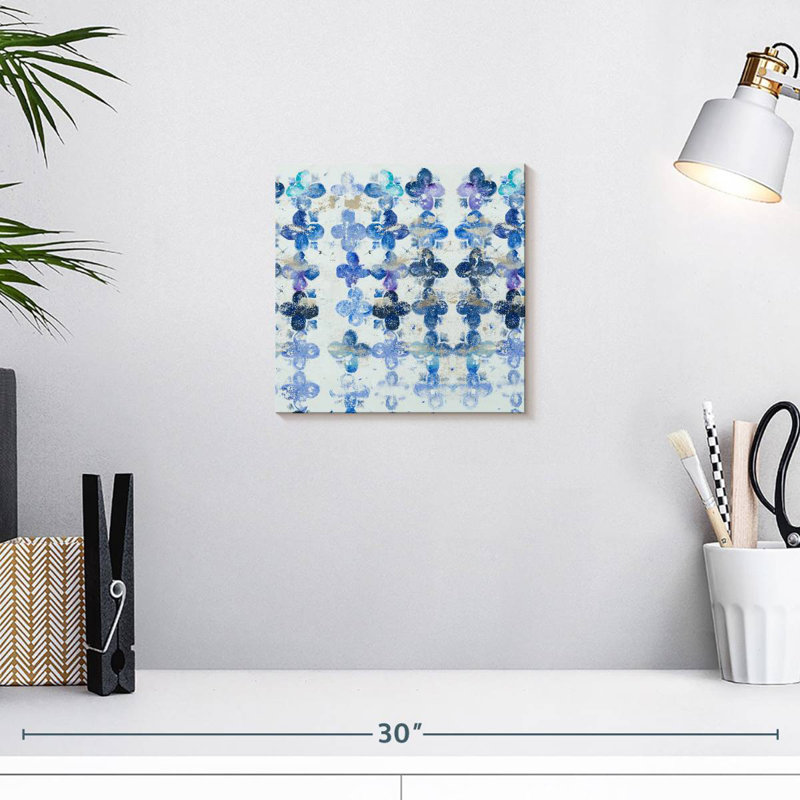 Bleu quadrilobe Avery I